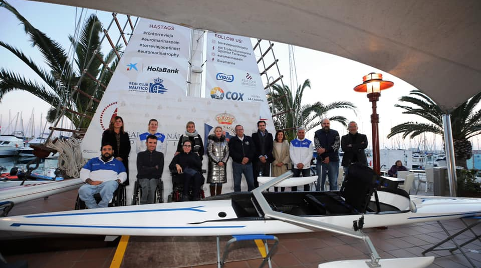 Jornada de REMO PARALIMPICO organizado por el Real Club Náutico Torrevieja