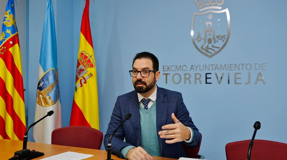 ENTREGADAS LAS BECAS MUNICIPALES A DEPORTISTAS Y SUBVENCIONES A CLUBES POR VALOR DE 421.400 EUROS
