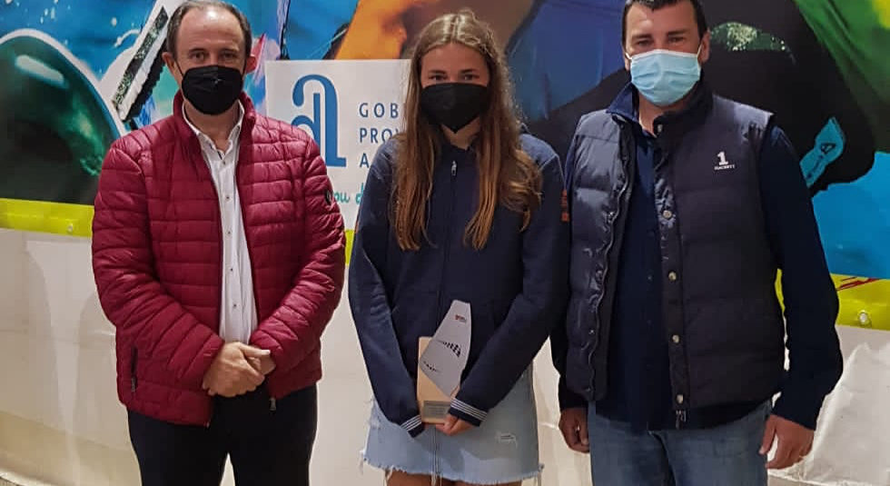 (Español) 🇪🇸 ADRIANA CASTRO SUBCAMPEONA DE ESPAÑA EN WINDSURF CLASE BIC TECHNO SUB17 FEMENINA👏🏻👏🏻👏🏻