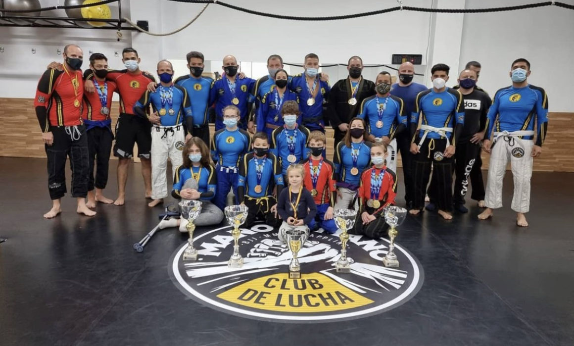 (Español) 🏆 Éxito total del Club de Lucha Mano a Mano en el Campeonato de España de Grappling!!👏🏻👏🏻👏🏻