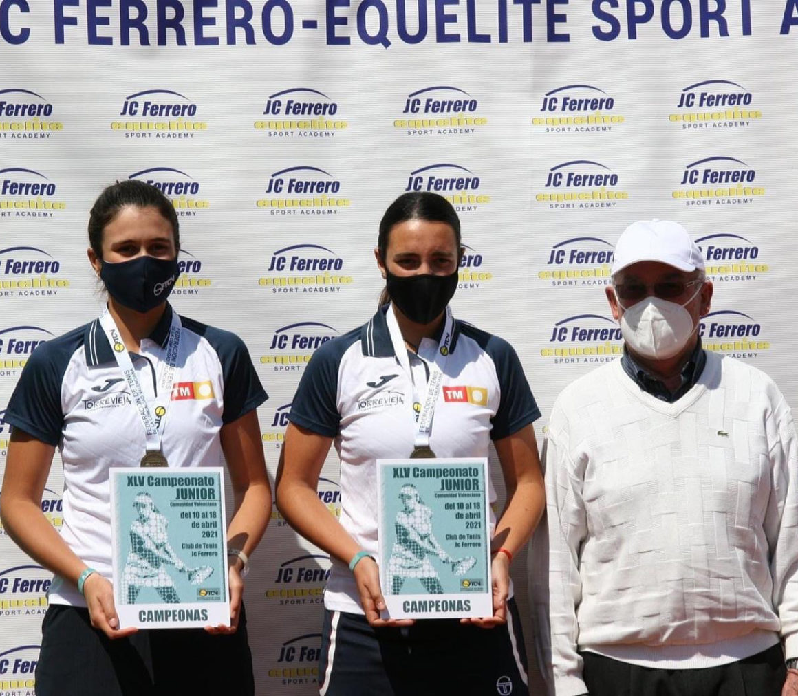 (Español) Emma Moratalla y Marí Ángeles Ortega se han consagrado campeonas del torneo junior de tenis de la Comunidad Valenciana.🥇