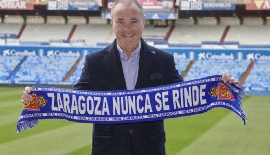 ⚽️ EL ENTRENADOR LOCAL, JUAN IGNACIO MARTÍNEZ, TRIUNFA EN EL FÚTBOL PROFESIONAL