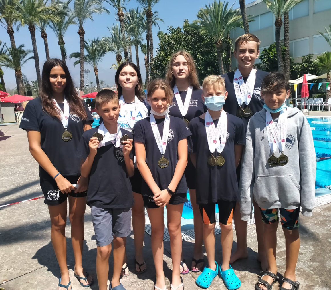 (Español) Grandes resultados para el el Club Natación Alfa Torrevieja en el Trofeo Memorial Juan Fuster Zaragoza