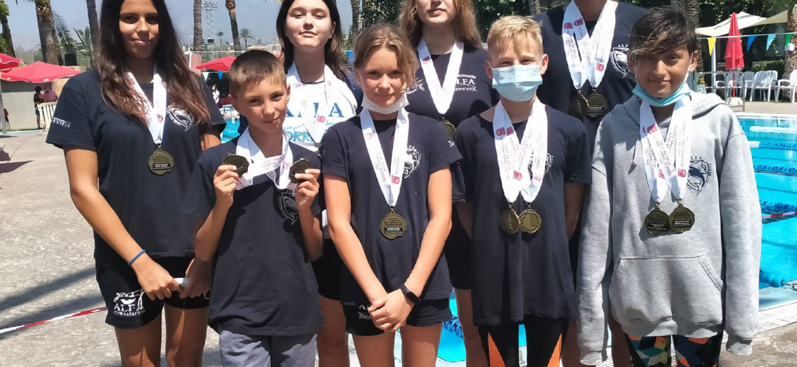 (Español) Grandes resultados para el el Club Natación Alfa Torrevieja en el Trofeo Memorial Juan Fuster Zaragoza