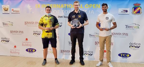 (Español) FIN DE SEMANA DE BOLOS CON EL I TORREVIEJA SENIOR OPEN Y EL IX INTERNATIONAL OPEN CITY OF TORREVIEJA