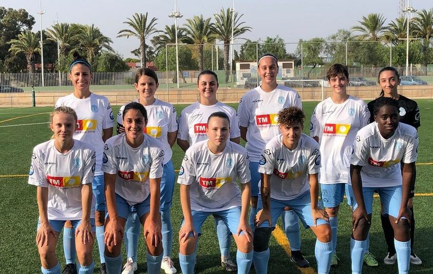 (Español) El equipo femenino del SC Torrevieja CF disputó su último partido de pretemporada contra el CF Monnegre