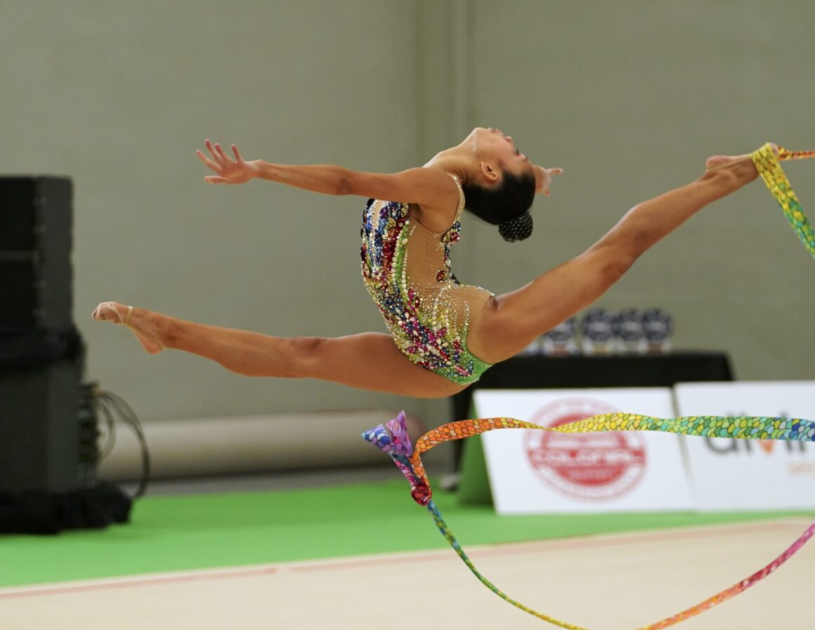 (Español) Lucia Leshan Cañas Mendo, convocada por la Federación Valenciana de Gimnasia Rítmica