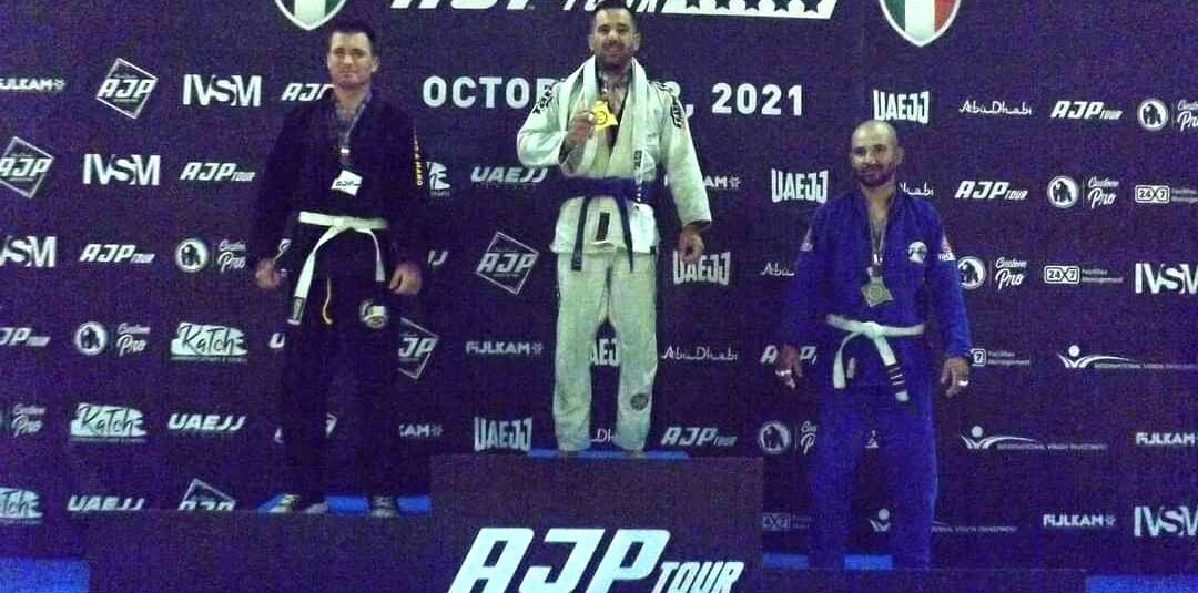 (Español) Yuri Rashchinskiy consigue dos medallas de plata en el AJP Europe Tour