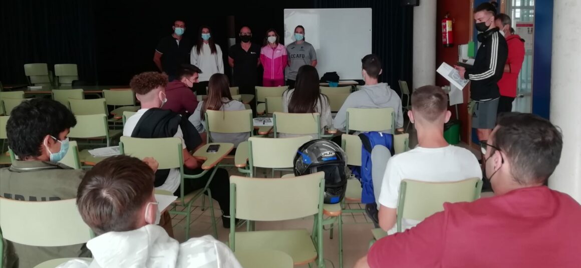 (Español) LA CONCEJALÍA DE DEPORTES PROMUEVE, ENTRE LOS JÓVENES DE LA CIUDAD, LA CAMPAÑA DE VOLUNTARIADO PARA EL MUNDIAL DE BALONMANO.