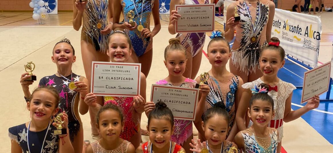 (Español) EXCELENTES RESULTADOS PARA LAS GIMNASTAS DEL CGR TORREVIEJA EN LA LIGA INTERCLUBS