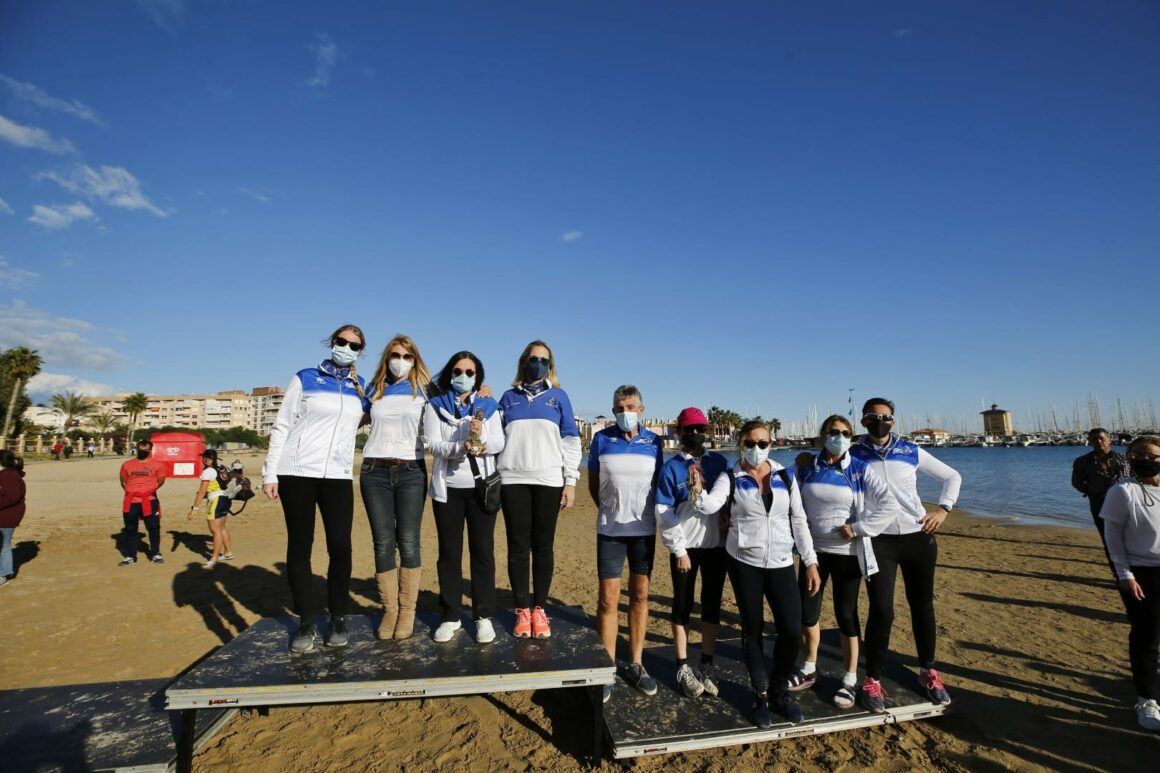 (Español) EL RCN TORREVIEJA CONSIGUE UN ORO Y DOS BRONCES EN EL CAMPEONATO AUTONÓMICO DE DRAGON BOAT