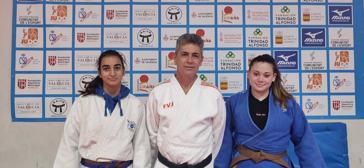 (Español) LUCÍA ALDEGUER MONTES Y CLAUDIA MORALES IMBERNÓN, DEL JUDO CLUB NOZOMI, SUBCAMPEONAS DE ESPAÑA POR SELECCIONES AUTONÓMICAS.