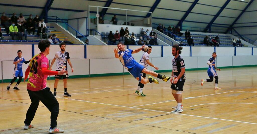 (Español) EL MARE NOSTRUM FRAGUA UNA GRAN DEFENSA PARA SUPERAR AL PETRER