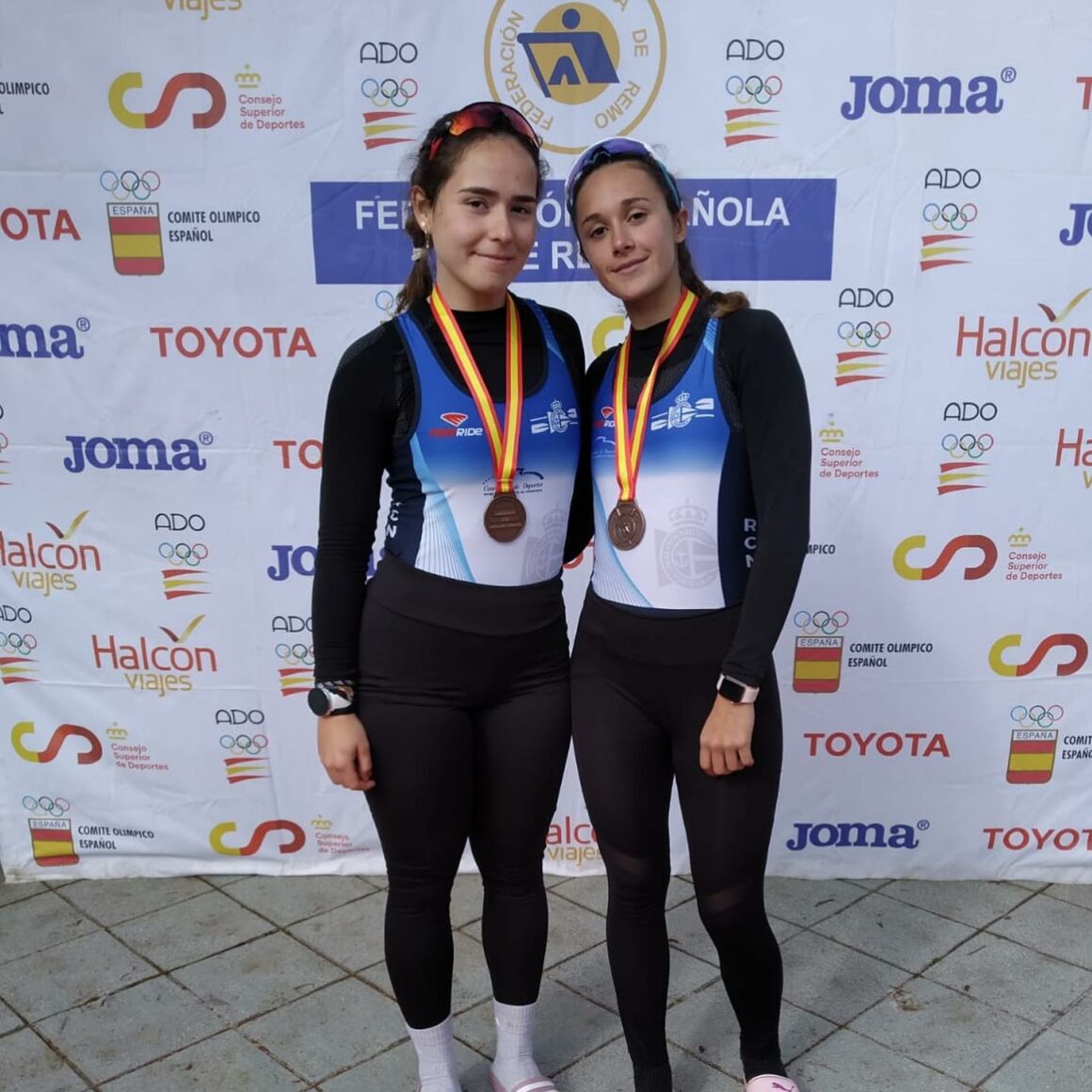 (Español) MIRANDA TORRES Y PAULA BLANCA ESPINOSA, BRONCE EN EL CAMPEONATO DE ESPAÑA DE LARGA DISTANCIA DE REMO.
