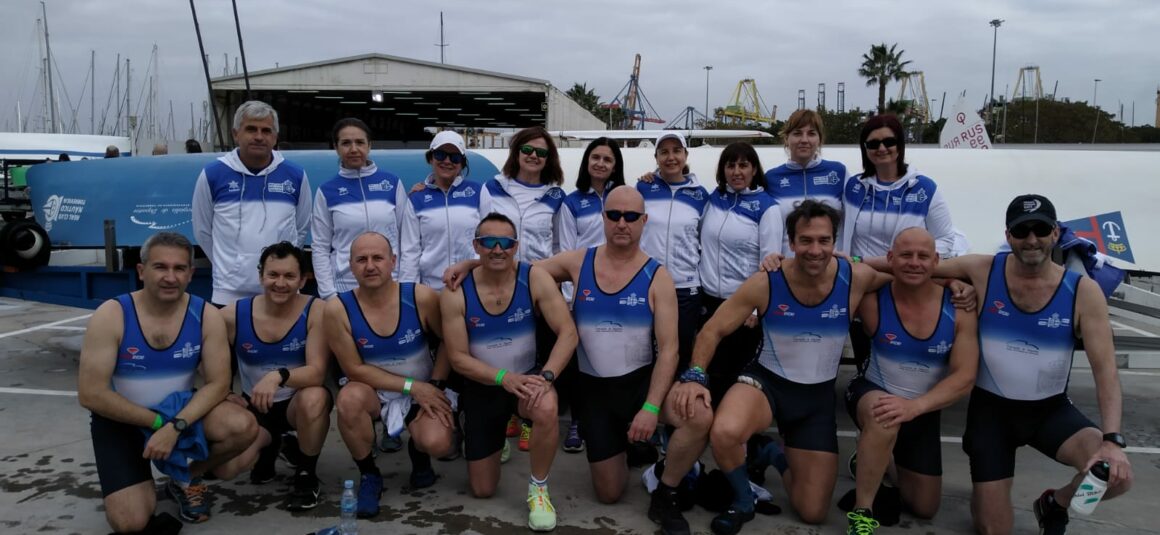 👉🏻EL EQUIPO DE REMO VETERANO MEDALLA DE 🥈PLATA EN LA VI REGATA LIGA SUMA BANCO FIJO LLAUT EN VALENCIA