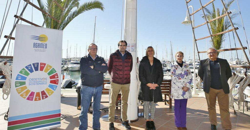 EL RCN TORREVIEJA Y AGAMED FIRMAN UN CONVENIO PARA APOYAR EL DEPORTE NÁUTICO ADAPTADO