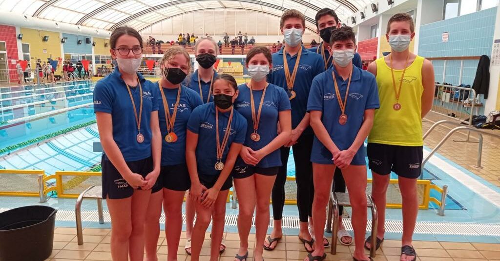 EL CLUB IMÁS CONSIGUE 6 MEDALLAS EN EL CAMPEONATO AUTONÓMICO INFANTIL Y CADETE DE NATACIÓN CON ALETAS
