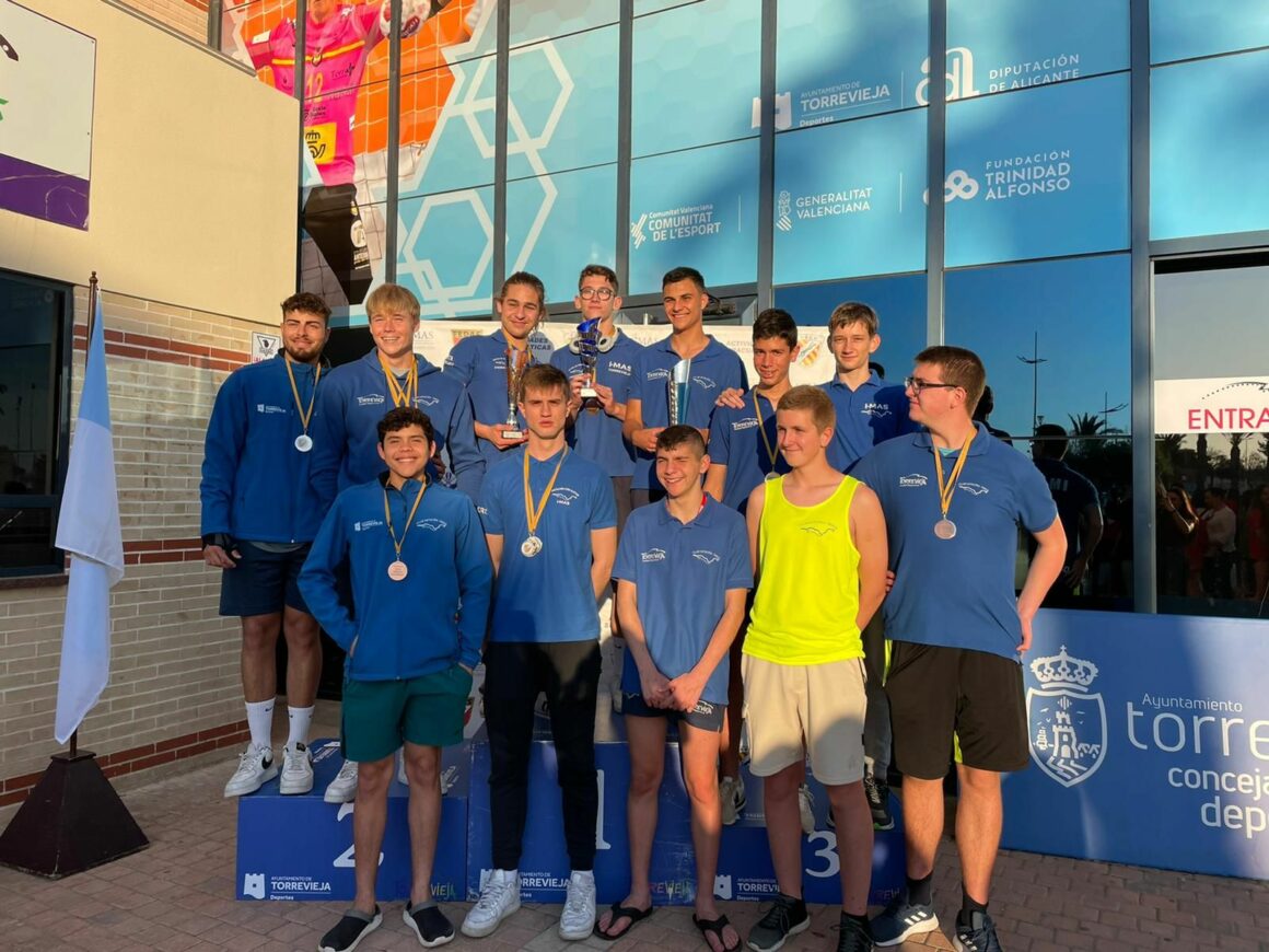 (Español) 👉🏻11 oros 🥇y 2 platas 🥈para el IMAS Torrevieja en el Autonómico.👏🏻👏🏻👏🏻