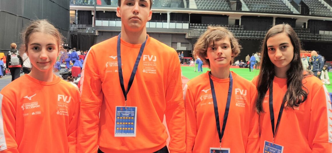 (Español) 👉🏻IKER SPOONER SÁNCHEZ CONSIGUE EL BRONCE NACIONAL EN CADETE -81 KGRS. y CAMPEÓN DE ESPAÑA POR SELECCIÓNES AUTONÓMICAS.👏🏻👏🏻👏🏻
