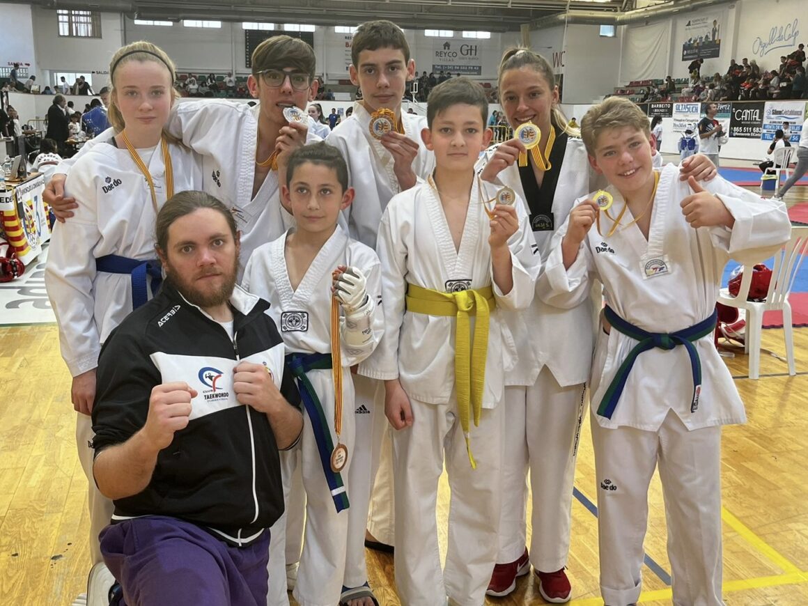 (Español) 🏆GRANDES REULTADOS DEL CLUB TAEKWONDO TORREVIEJA EN CALPE!👏🏻👏🏻👏🏻