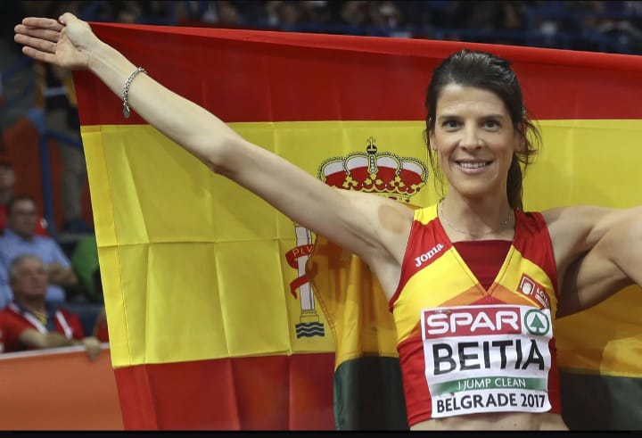 (Español) ‍♀️    Á     5000     Á   Ó  22