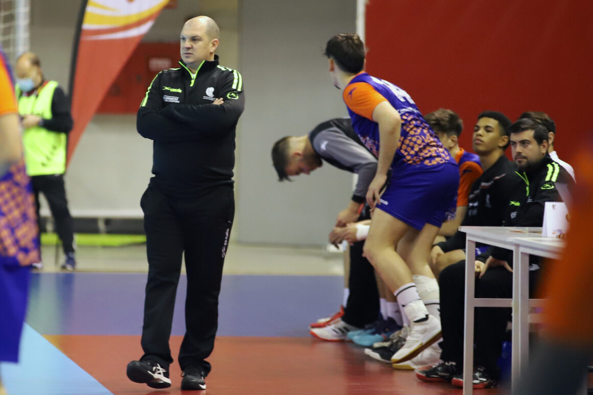 (Español) 👉🏻Francis Vera será el entrenador del Mare Nostrum la próxima temporada