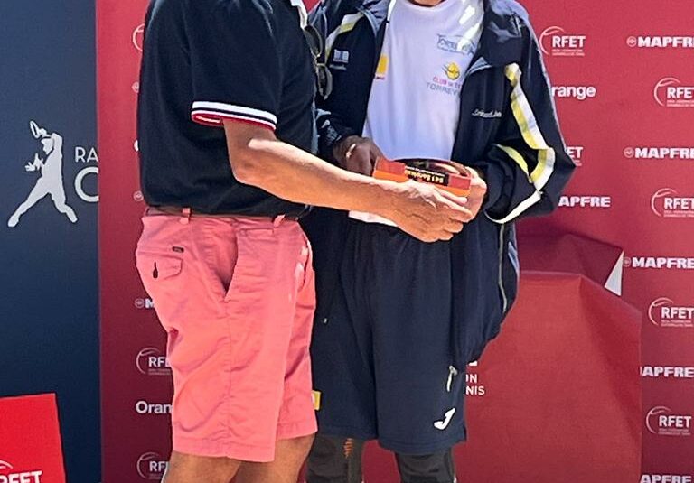 (Español) Manuel Villanueva Rodríguez del Club de tenis Torrevieja se proclamó ayer subcampeón de España de tenis!!🔝🎾