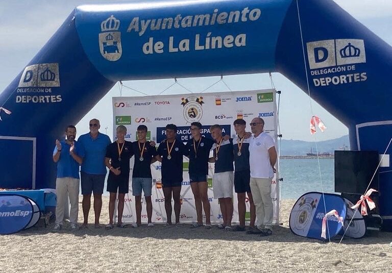 (Español) 👉🏻Grandes resultados del equipo Cadete de la Escuela Municipal de Remo en el Campeonato de España🇪🇸