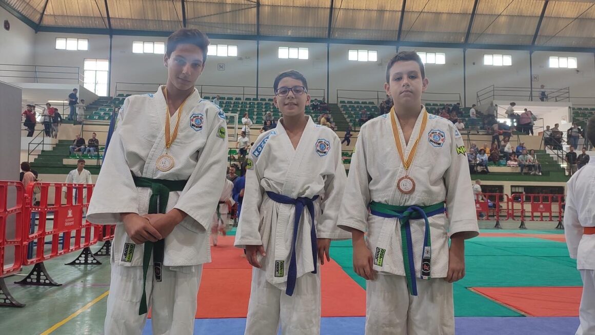 🏆11 MEDALLAS PARA EL JUDO CLUB NOZOMI EN ONTINYENT