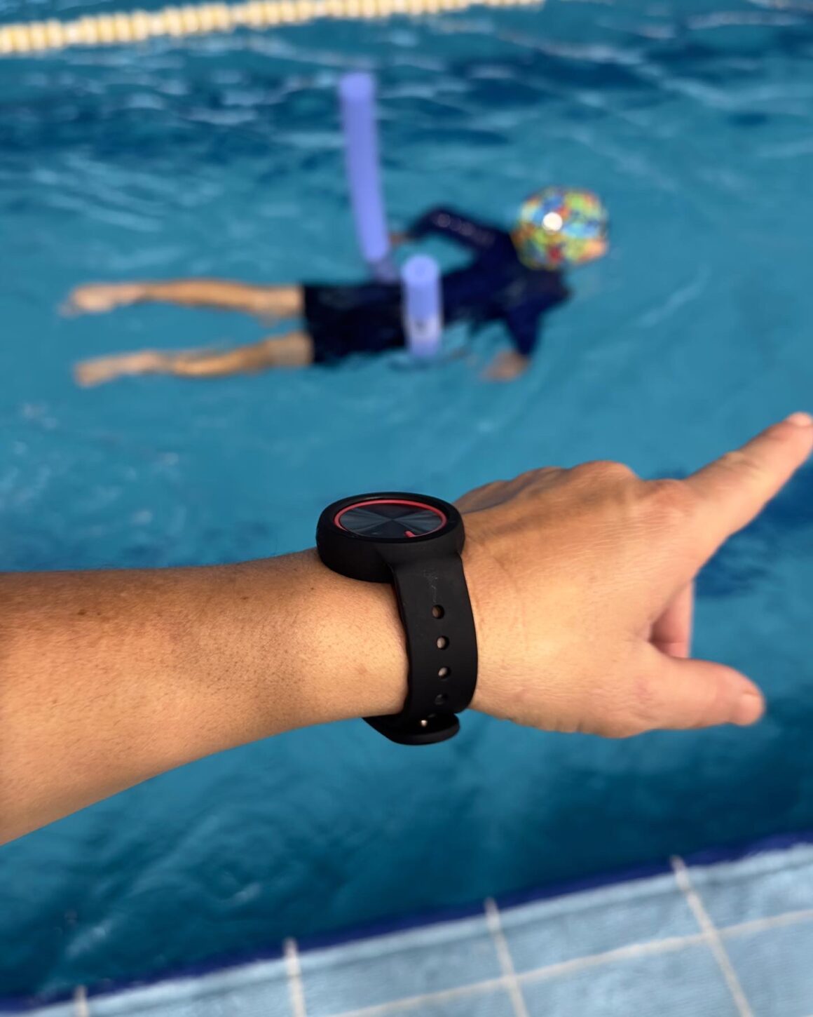 (Español) 🏊🏻‍♀️Ven  a disfrutar de la PISCINA INTELIGENTE de Torrevieja!💻💦