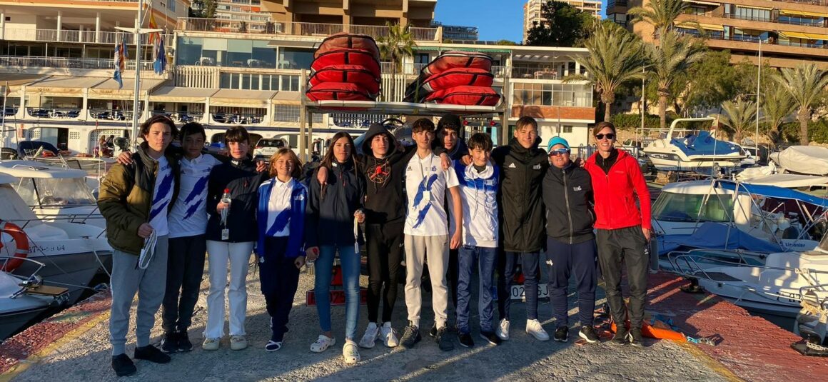🏄‍♂️EL EQUIPO DE WINDSURF CONSIGUE DOS 🥇🥇OROS, UNA 🥈PLATA Y TRES 🥉🥉🥉BRONCES EN LA CUARTA PRUEBA AUTONÓMICA CELEBRADA EN ALICANTE COSTA BLANCA