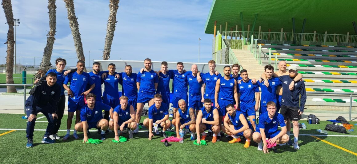 (Español) ⚽️El club de Fútbol Sueco AVESTA AIK disfruta de sus vacaciones deportivas en Torrevieja👌🏻