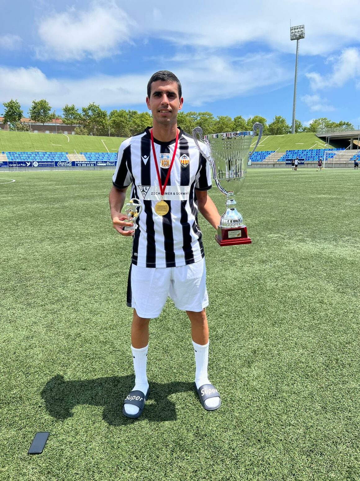 (Español) ⚽️🇪🇸 El torrevejense Juanlu Rodríguez Campeón de España (FEDS) de fútbol para sordos con el CD Castellón Asorcas!!!