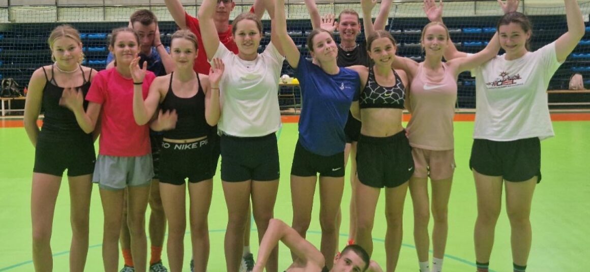 ‍♂️‍♀️Torrevieja recibe de nuevo al Club de Natación Letón Peldesanas Riga