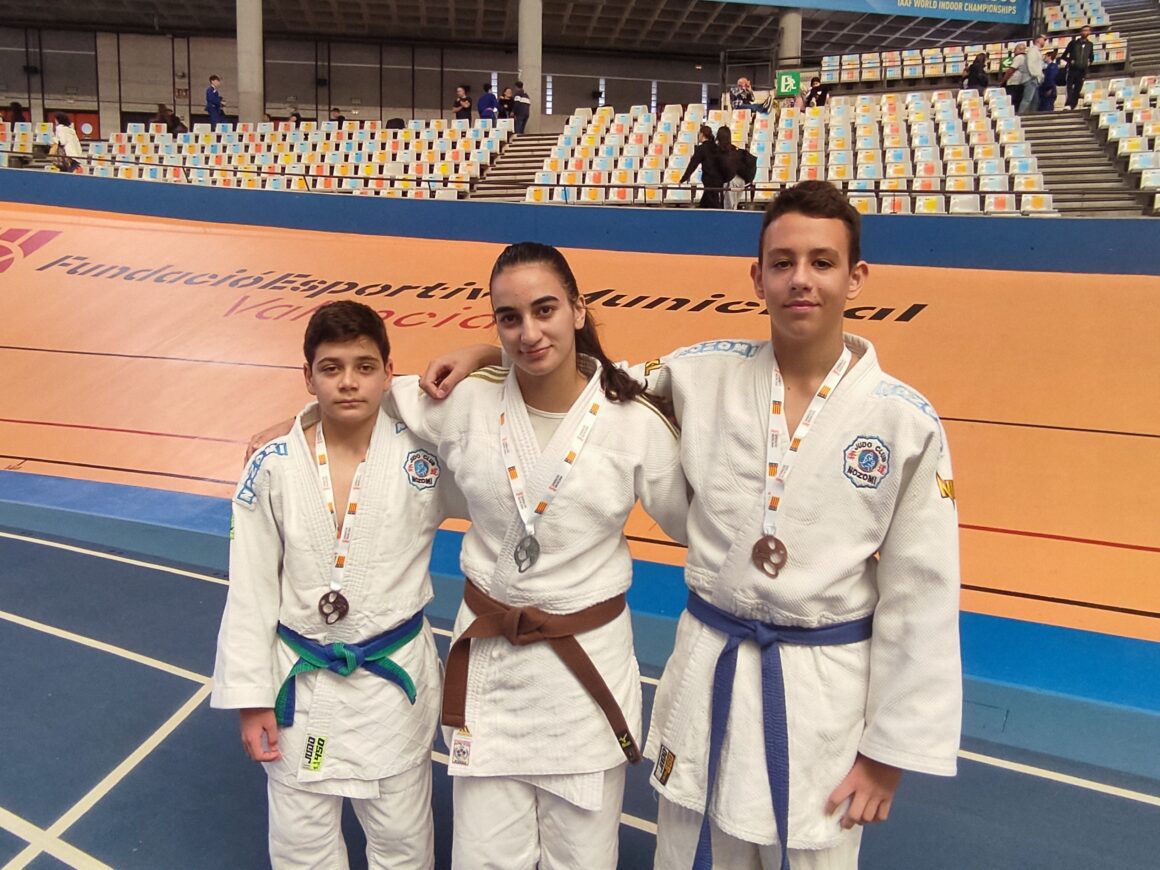 (Español) 3 MEDALLAS PARA EL JUDO CLUB NOZOMI EN VALENCIA