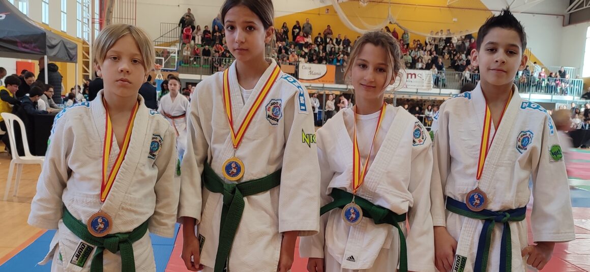 10 MEDALLAS PARA EL JUDO CLUB NOZOMI EN NULES(CASTELLÓN)