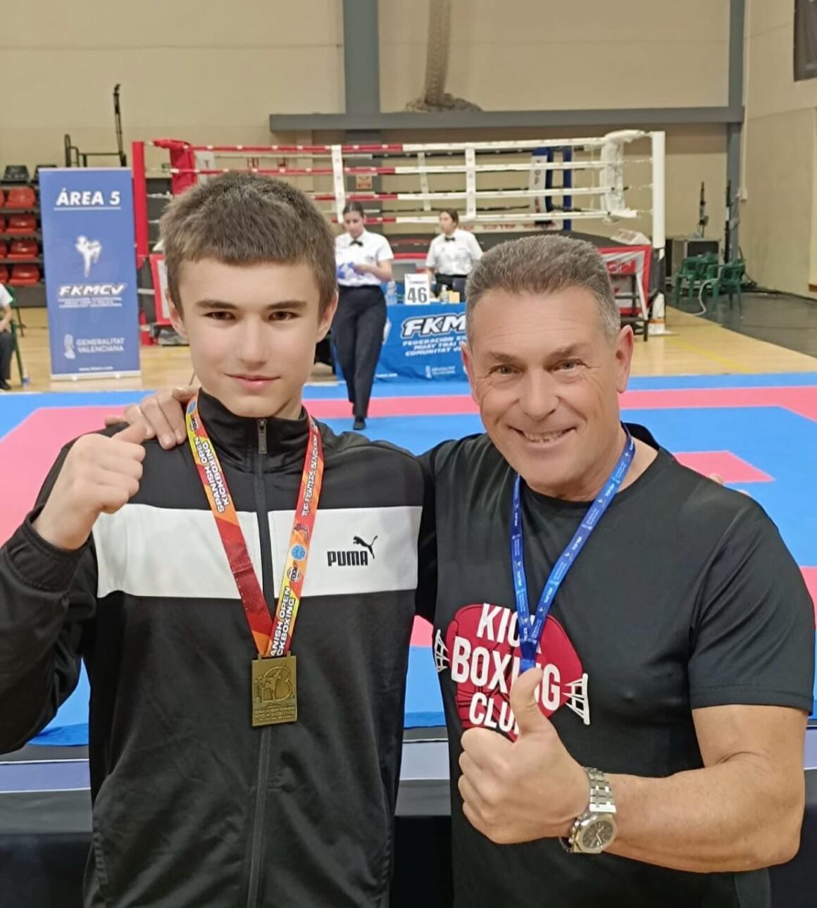 (Español) Espectaculares los resultados obtenidos por los competidores del club Kick boxing Torrevieja en el OPEN internacional TOP FIGHTERS