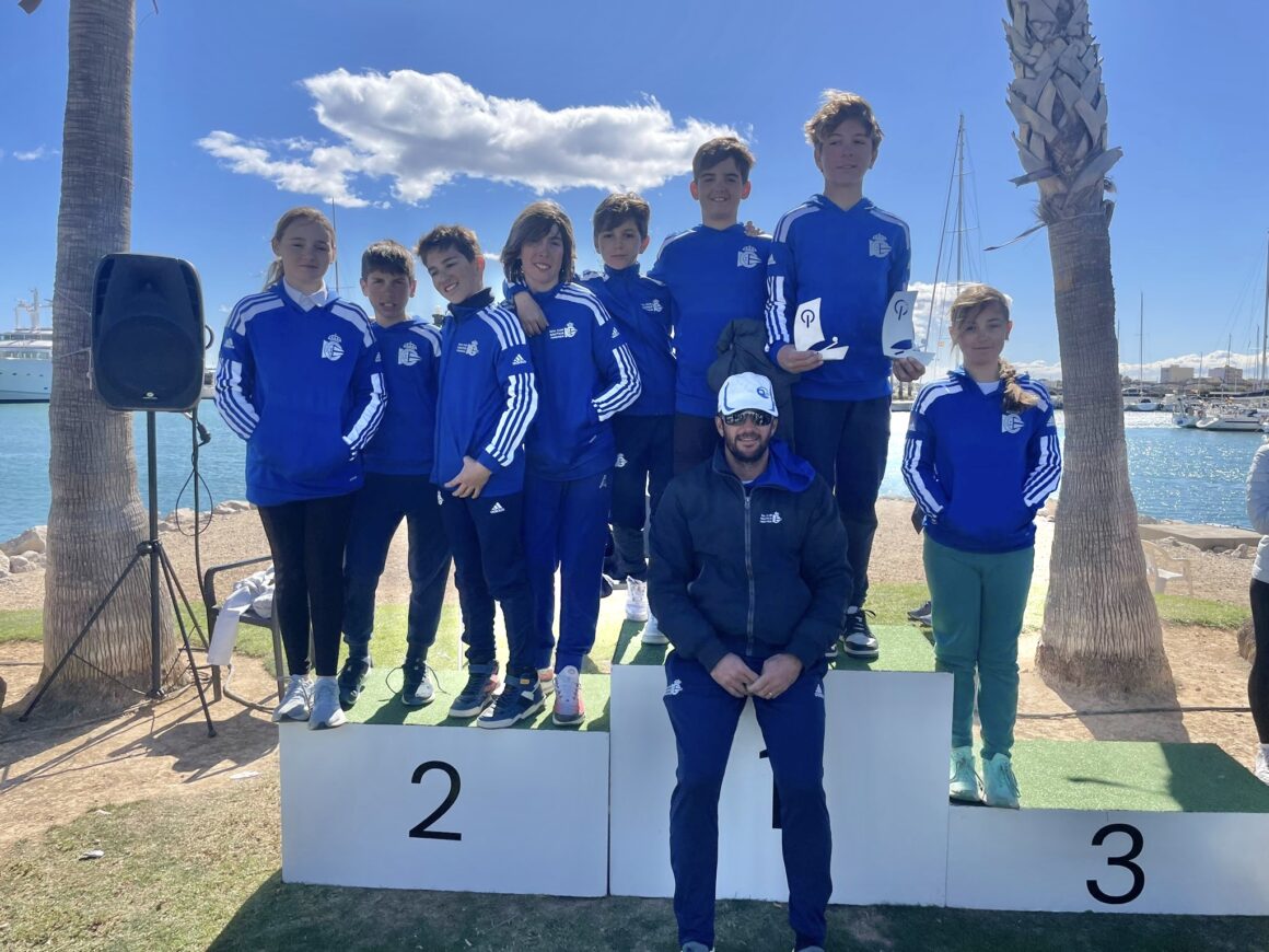 (Español) ⛵️JUAN FRANCISCO CHUMILLA BRONCE EN LA GENERAL Y PLATA SUB-16 MASCULINO EN LA OPTIORANGE OPTIMIST VALENCIA