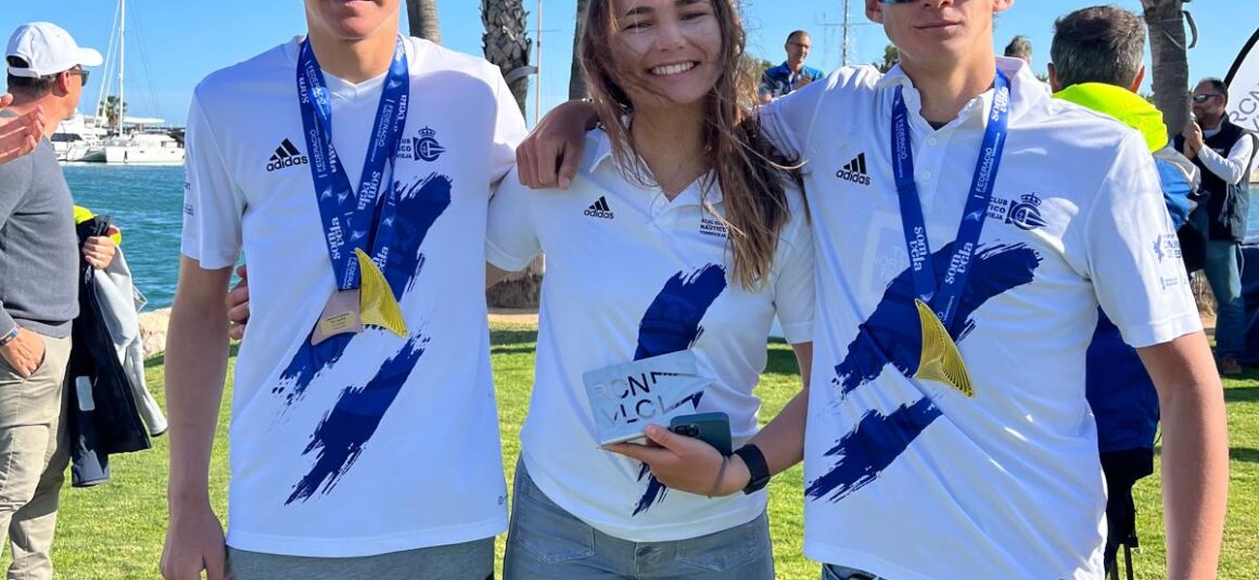 ⛵️LEO GRIÑÁN CAMPEON AUTONÓMICO EN ILCA 4 SUB-16 Y ADRIANA CASTRO PRIMERA FÉMINA EN LA GENERAL EN EL RCN VALENCIA DE VELA LIGERA