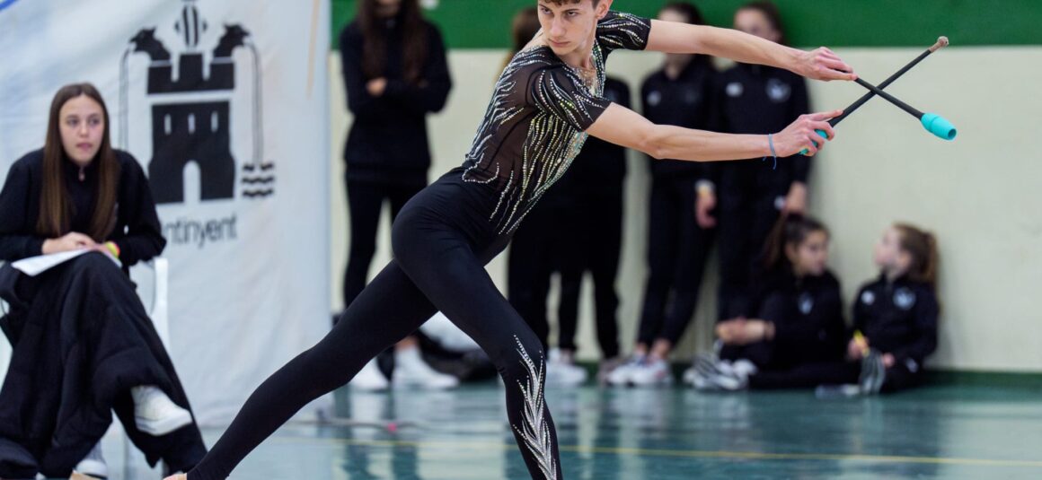 (Español) ‍♂️ALEJANDRO MARTÍNEZ DEL CLUB GIMNASIA RITMICA TORREVIEJA 6 DE ESPAÑA