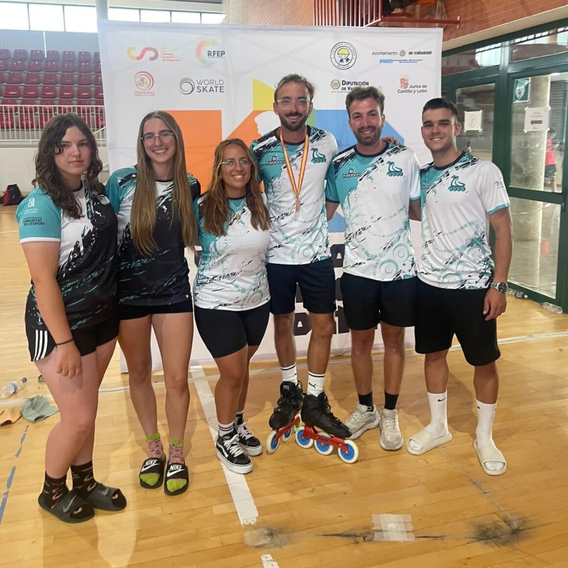 (Español) El Club de Patinaje Torrevieja consigue 2 medallas en la primera fase del Campeonato de España de Patinaje Inline Freestyle