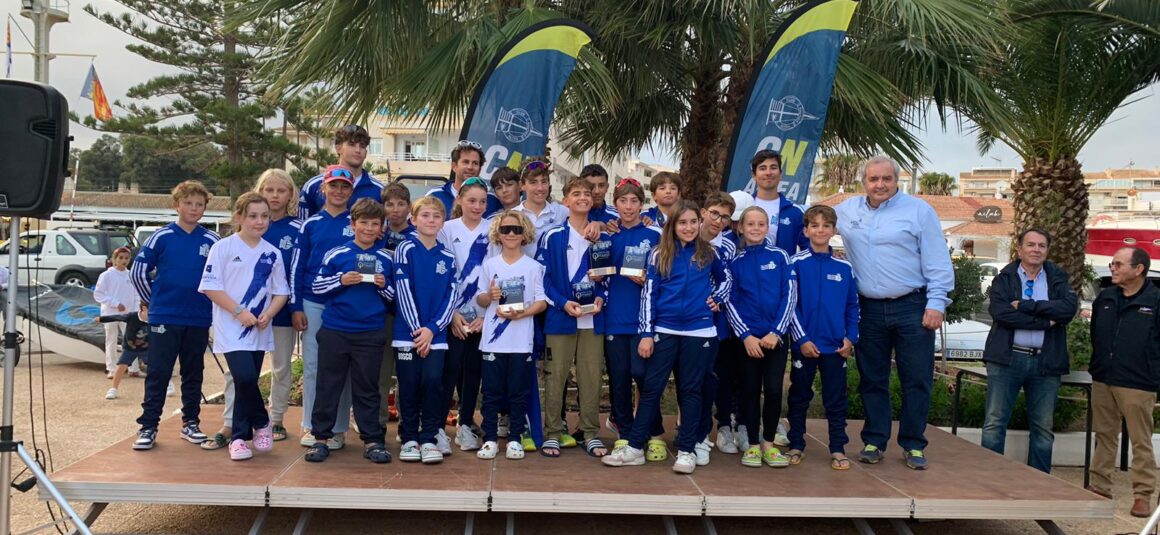 (Español) ⛵️DOS OROS, DOS PLATAS Y CUATRO BRONCES EN EL OPEN CLASE OPTIMIST EN EL CLUB NÁUTICO DE ALTEA